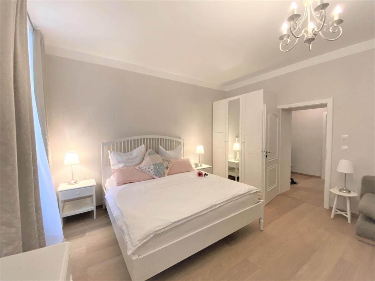 Apartments Magnolia 玛丽亚温泉 外观 照片